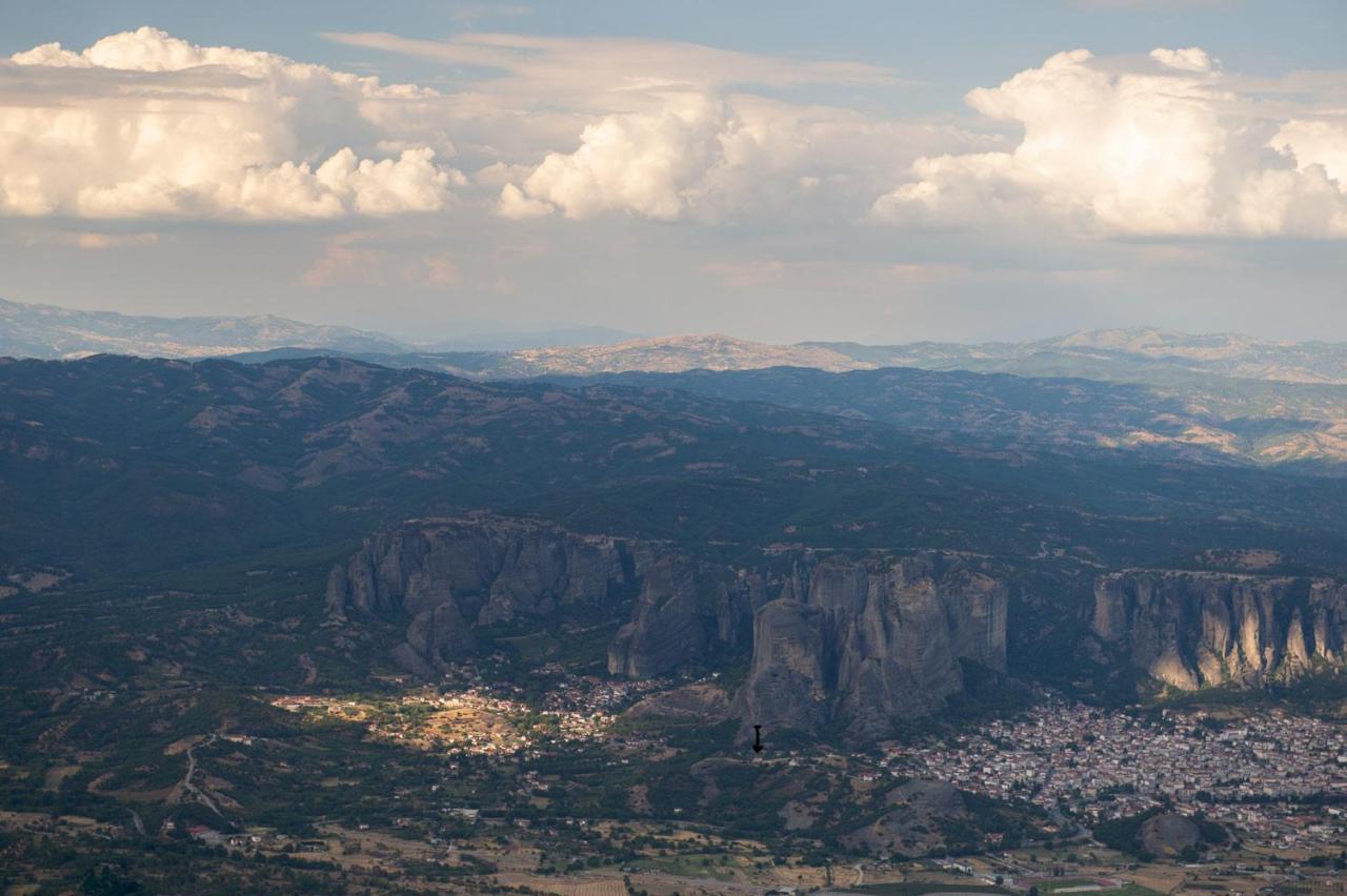 Majestic view Home just under Meteora Unesco Site Kalambaka Exterior foto
