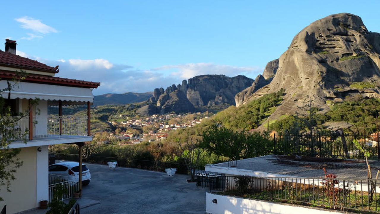 Majestic view Home just under Meteora Unesco Site Kalambaka Exterior foto